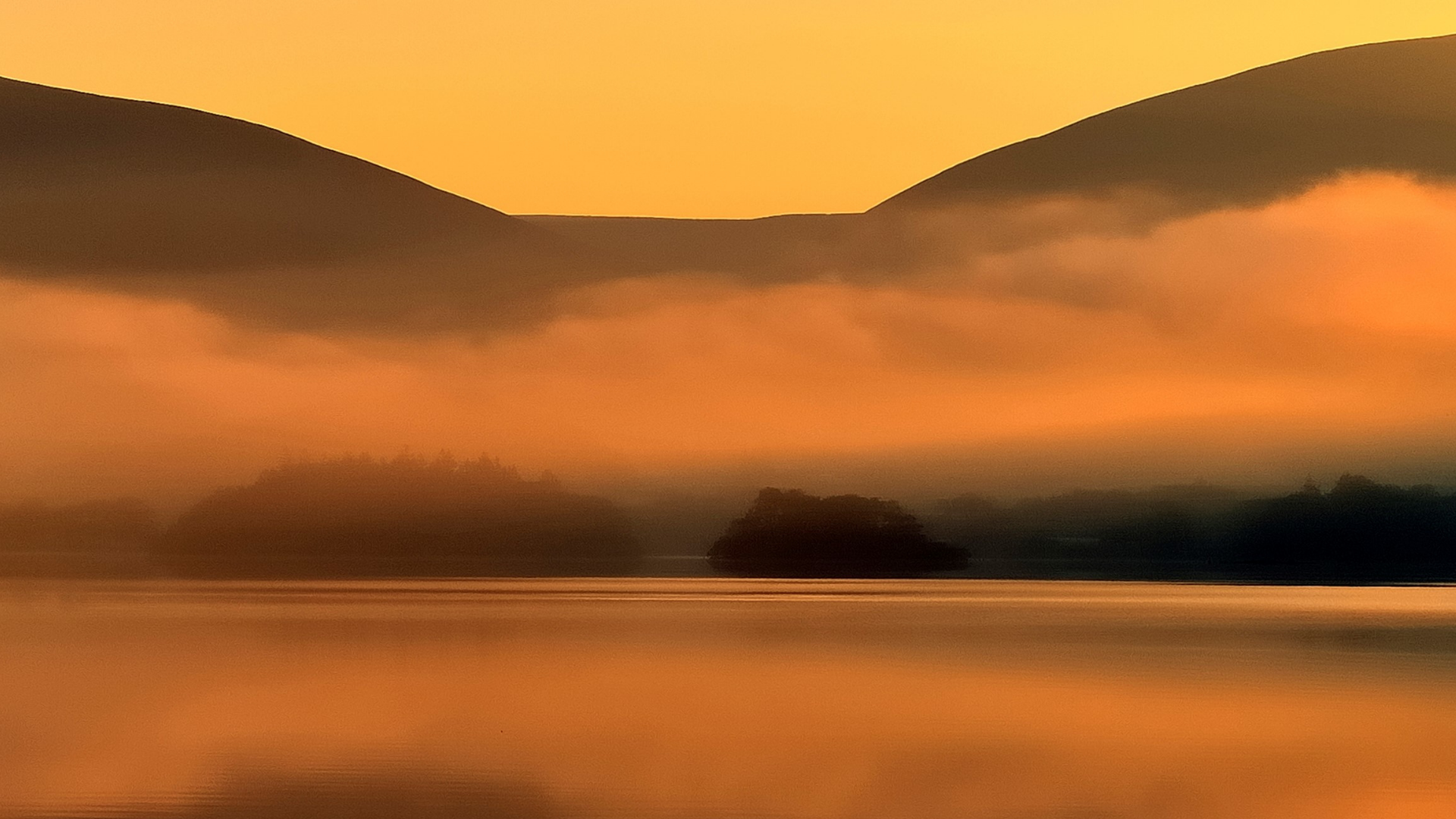 reflections of Derwentwater 