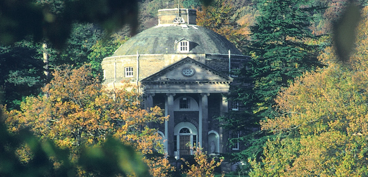 Georgian roundhouse on Belle Isle, Windermere copyright LDNPA