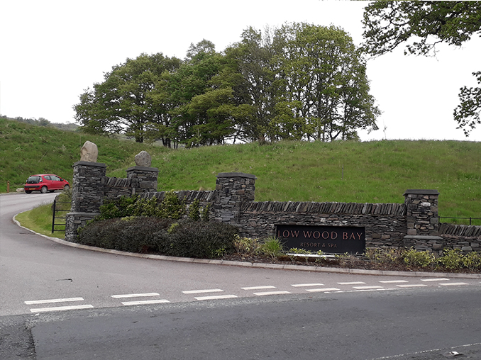 Entrance to hotel from road.