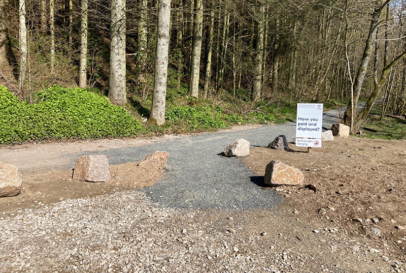 Start point showing a flat gravel track