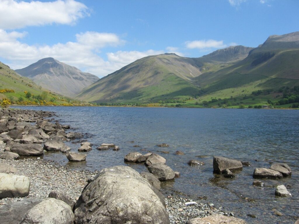 Image showing a mosaic of lakes, tarns, rivers and coast