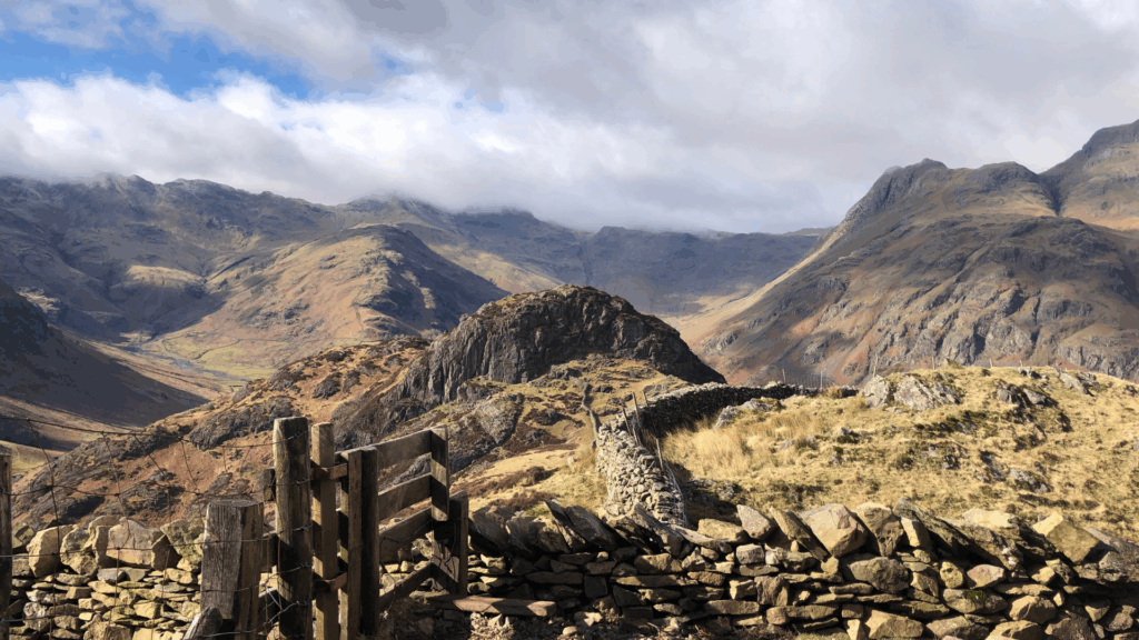 Dry stone walls on Lingmoor fell