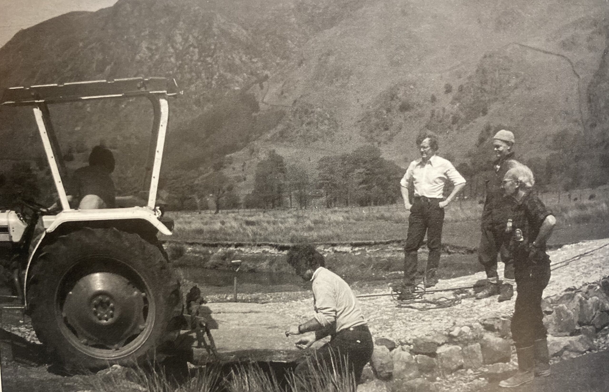 black and white photo from 1989 of Lake District wardens in the fells
